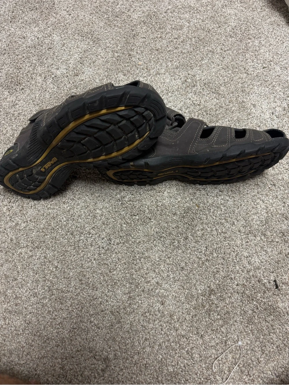Teva Forebay Fisherman Sport Hiking Sandals Men's Size 11 Brown Adjustable Sport